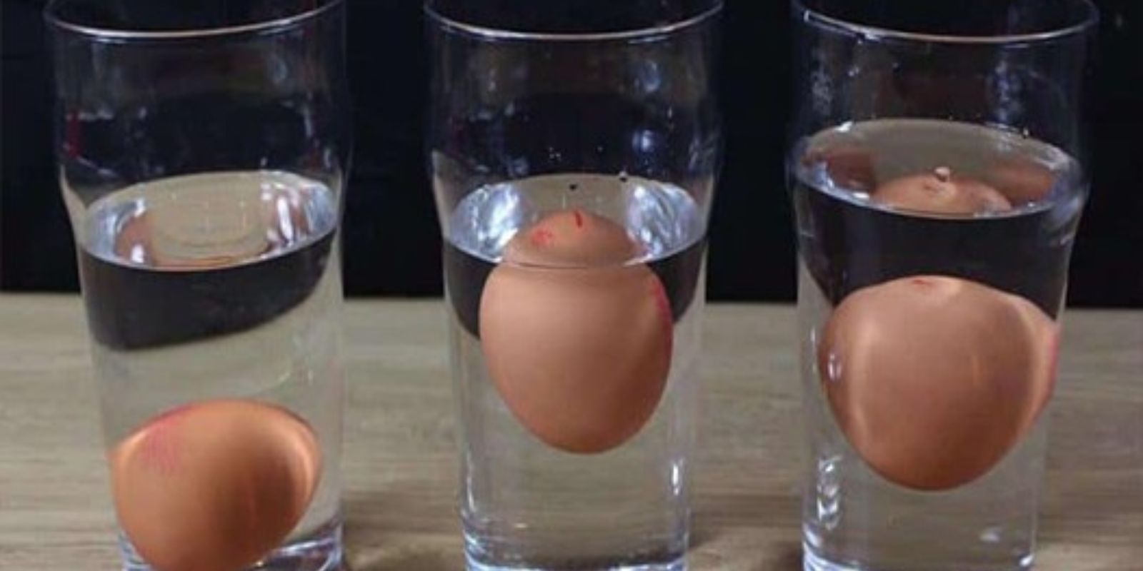 3 façons de savoir si un œuf est frais ou pourri Recettes et Astuces